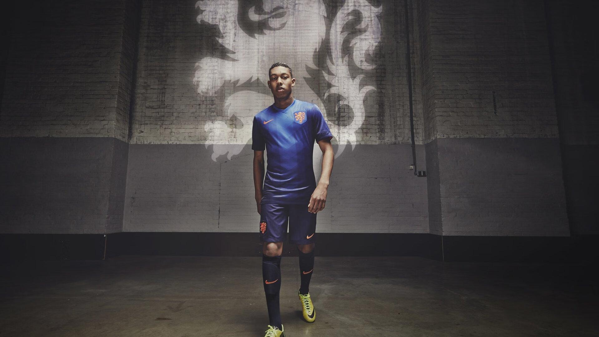 香格里拉迎来别样风景，吴艳妮运动休闲风亮相，诠释竞技之外的从容人生