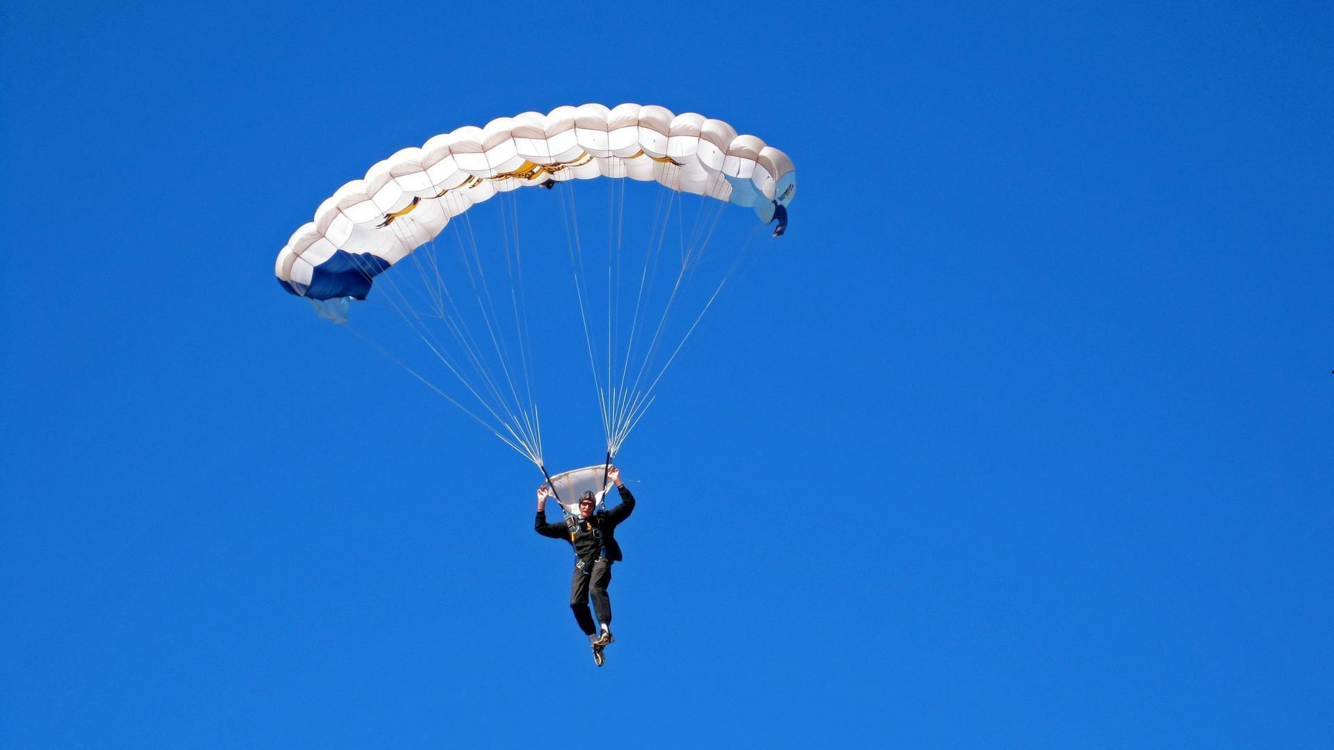 巴黎圣日耳曼惨败引争议，球员摆烂还是主帅失职？球迷怒斥对不起观众